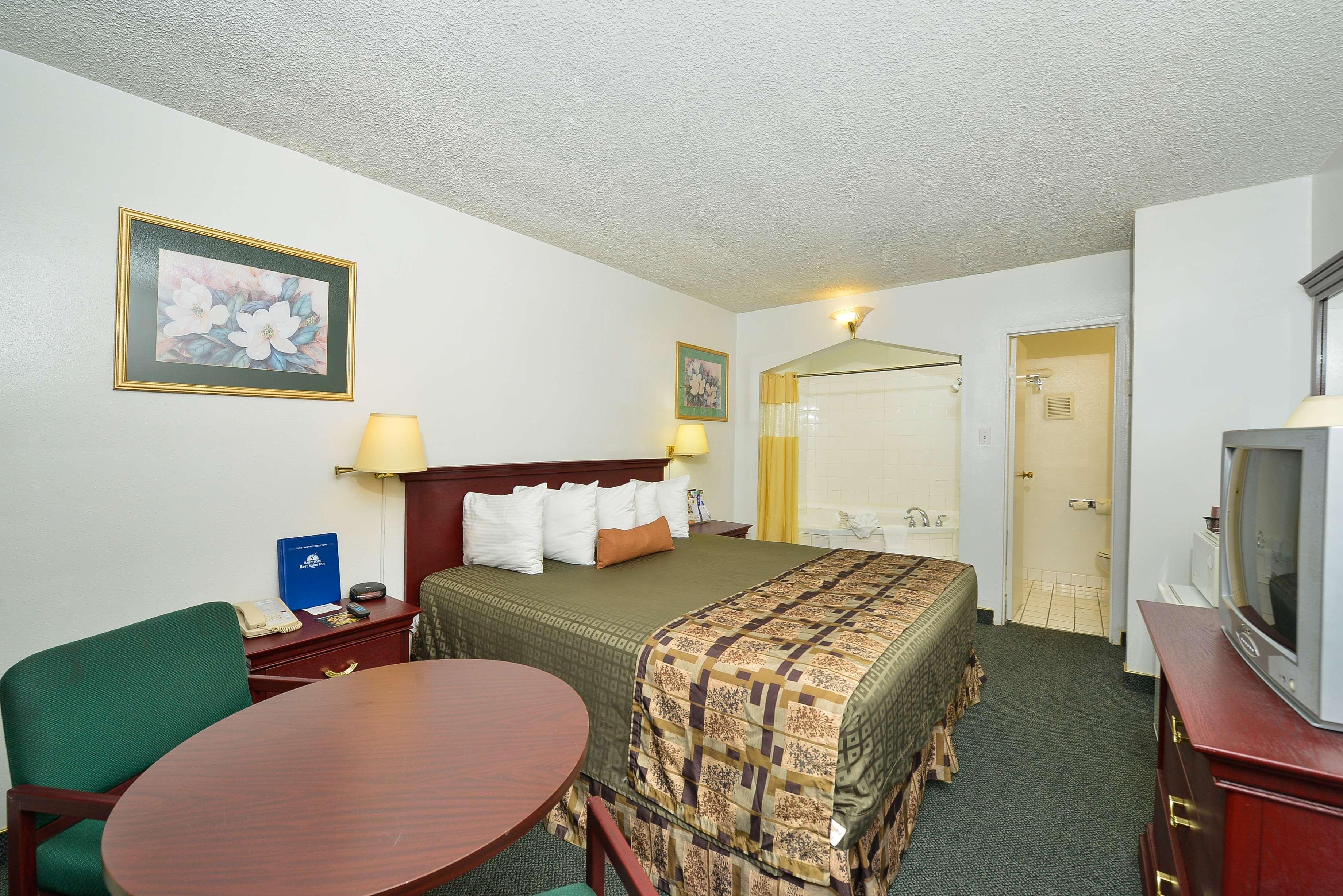 Americas Best Value Inn - Chico Buitenkant foto