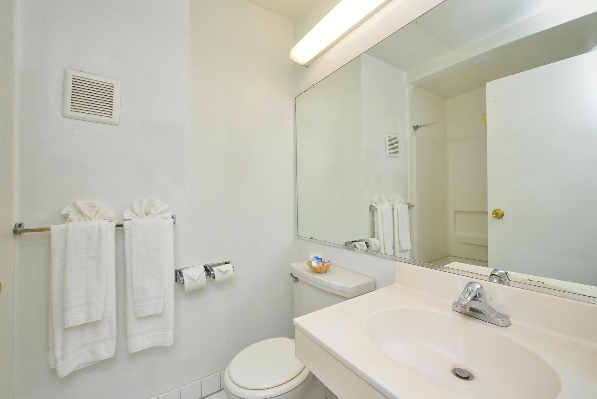 Americas Best Value Inn - Chico Buitenkant foto