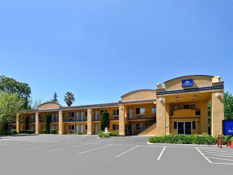Americas Best Value Inn - Chico Buitenkant foto